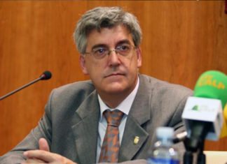 El fiscal pide ocho años de cárcel para Luis Serna, un exalcalde socialista por distribuir pornografía infantil con bebés