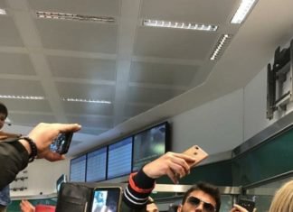 Can Yaman reaparece con su nuevo look en Italia