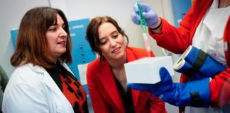 Díaz Ayuso anuncia un programa para facilitar a niñas y jóvenes de Madrid ser madres tras padecer cáncer