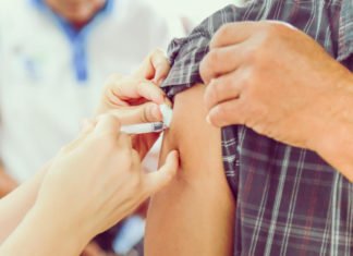 Madrid quiere vacunar contra la meningitis a todos los jóvenes de 16 y 17 años de su Comunidad