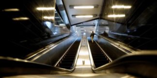 Nueva York se blinda ante la pandemia con medidas draconianas al alcanzar los 950 contagios en su Estado