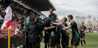 El Elche pide cita en Madrid para ascender a Primera al vencer al Rayo Vallecano por 2-3