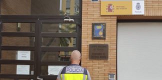 La Policía Nacional detiene a cinco personas que formaban parte de un entramado criminal dedicado a hurtar en supermercados