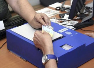 La Dirección General de la Policía ha suspendido la expedición de documentos y la cita previa salvo por motivos de urgencia debidamente justificados