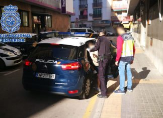 La Policía Nacional ha detenido a una persona acusada de un homicidio en grado de tentativa