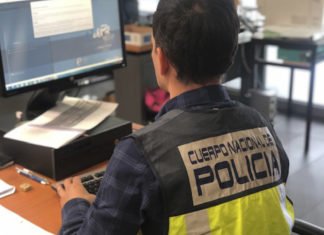 La Policía Nacional ha detenido a una persona por coacciones y delito contra la integridad moral a su ex pareja