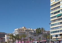 Ciudadanos da la voz de alarma en las playas de Benidorm ante la presencia de mojiteros sin control sanitario