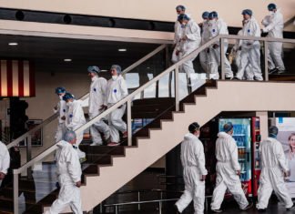 Díaz Ayuso preside un Consejo de Gobierno extraordinario para compra urgente de material sanitario para los hospitales de Madrid