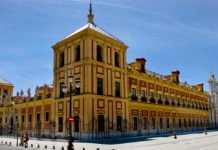 El Gobierno andaluz garantiza los pagos a las empresas que prestan servicios a la Administración