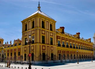 El Gobierno andaluz garantiza los pagos a las empresas que prestan servicios a la Administración