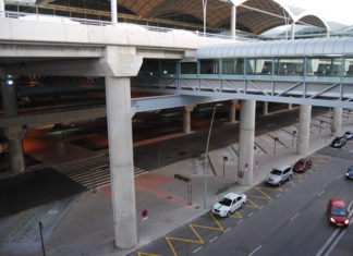 La Consellería de Movilidad colaborará con el sector del taxi de Alicante, Valencia y Castellón en la instalación de mamparas de protección que garanticen la seguridad en sus vehículos