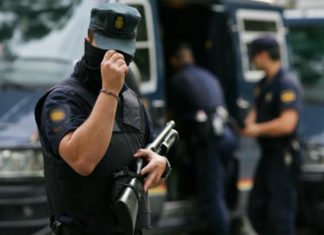 La Policía Nacional detiene a una persona fugada de la justicia inglesa por explotación sexual a menores