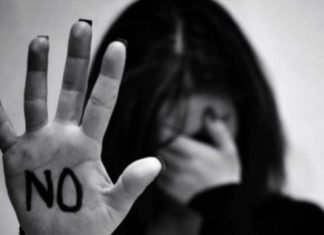 La Policía Nacional detiene a un varón por agredir sexualmente a su ex pareja