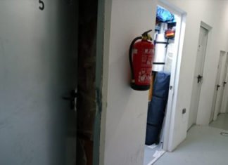 La Policía Nacional ha detenido a un varón tras cometer una decena de robos con fuerza en trasteros en Elda