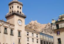 Alicante verá rehabilitar el Barrio de Juan XXIII tras el convenio firmado entre Ayuntamiento y Generalitat