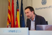 El alcalde socialista de Elche considera que el Gobierno debería “repensar” las condiciones de vuelta a la normalidad en el sector de la hostelería y restauración