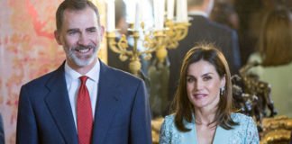 Los Reyes de España han dedicado hoy su tiempo al estado y situación de hospitales de Andalucía ante la pandemia de coronavirus