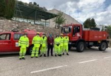 El pueblo de Confrides agradece a los bomberos de la Generalitat Valenciana su labor en la extinción del reciente incendio forestal en la localidad alicantina