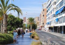 Benidorm cierra al tráfico varias calles para generar espacios peatonales y evitar contagios por acercamiento de viandantes