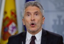 El gobierno destituye de forma fulminante al máximo responsable de la Guardia Civil