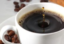 Un estudio alerta de que beber mucho café puede aumentar el riesgo de osteoartritis, artropatía y obesidad