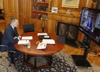 El Rey Felipe VI ha mantenido hoy una videoconferencia con el representante de la Abogacía de Cataluña
