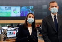 Los Reyes de España siguen en contacto con hospitales de todas las regiones para interesarse por la evolución de la pandemia, hoy Castilla-León