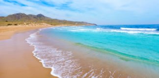 Murcia trabaja intensamente para abrir todas sus playas con total seguridad y sin riesgos de contagio por coronavirus