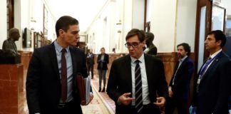 Denuncian a Pedro Sánchez y al ministro Illa ante la Fiscalía Anticorrupción por presunta malversación de más de 50.000.000 de euros