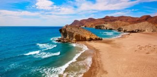 El Gobierno de Andalucía pone en marcha el Plan de Playas Seguras dotado con 34.500.000 de euros