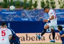 El fútbol de Primera volvió a Alicante gracias al Levante-Sevilla disputado en el Olímpico de La Nucía
