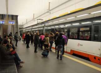 La Generalitat Valenciana instalará durante el verano desfibriladores en las principales estaciones de Metrovalencia y TRAM de Alicante