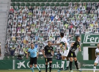 El Elche deja escapar dos puntos de oro necesarios para ir asegurando el sueño del ascenso a Primera