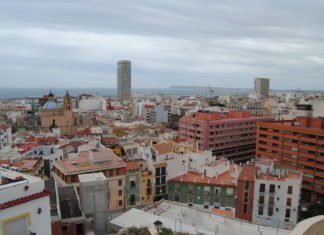 Alicante busca la participación del sector turístico para sacar a la ciudad de la crisis generada por el paso de la pandemia de coronavirus