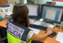 La Policía Nacional detiene en Benidorm al repartidor de una conocida empresa de mensajería por estafa