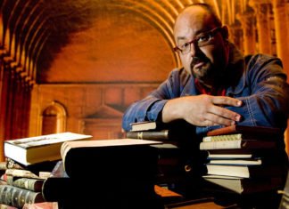 Fallece el escritor Carlos Ruiz Zafón autor de ‘La sombra del viento’