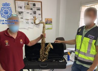 La Policía Nacional ha detenido en Elche a una persona especializada en el robo en interior de vehículos