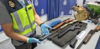 La Policía Nacional detiene a siete miembros de un clan familiar presuntamente implicados en varios tiroteos ocurridos en Sevilla