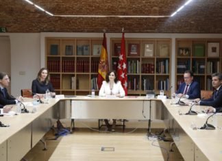 Díaz Ayuso anuncia un Plan estratégico a dos años para dinamizar el sector de la hostelería en Madrid