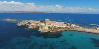 Alicante exige al gobierno valenciano conexión con la Isla de Tabarca a diario