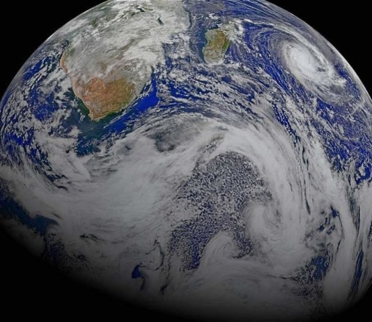 Un asteroide de grandes dimensiones se cruzará con la órbita de la Tierra el próximo viernes