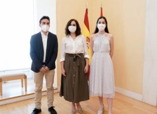 Díaz Ayuso celebra los excelentes resultados de los estudiantes madrileños en la EBAU