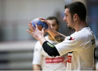 El Balonmano Benidorm presenta un nuevo refuerzo con el montenegrino Balsa Cejovic