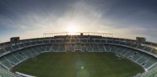 El Elche disputará el play-off de ascenso a Primera frente al Zaragoza por decisión de La Liga