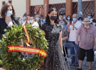 Madrid rinde homenaje a las víctimas del COVID-19 en un acto liderado por Isabel Díaz Ayuso