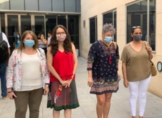 La vicepresidenta del Consell, Mónica Oltra, se ha comprometido en Alicante a beneficiar a colectivos vulnerables tras el paso de la pandemia