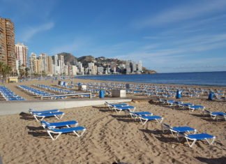 La oferta de alojamiento de la Comunidad Valenciana encara las semanas decisivas de la campaña de verano 2020