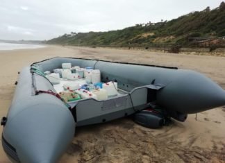 Desarticulada una organización criminal que fabricaba sus propias narcolanchas para introducir hachís en la península