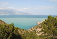 Sierra Helada, un parque natural soportando quince años de vertidos fecales