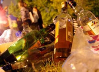 Díaz Ayuso pide a los Ayuntamientos y a la Delegación del Gobierno que impidan botellones frente al COVID19